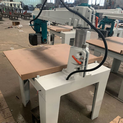 2860 R/min Spindellgeschwindigkeit 355mm Radialkreissäge für die vielseitige Holzbearbeitung