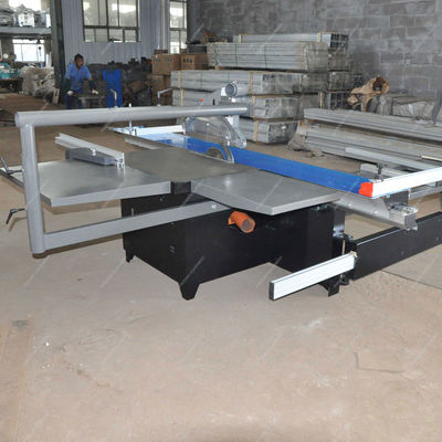 Home Holzbearbeitung Automatische Schiebetäfel mit 3200 mm Schiebetisch und Holzheber