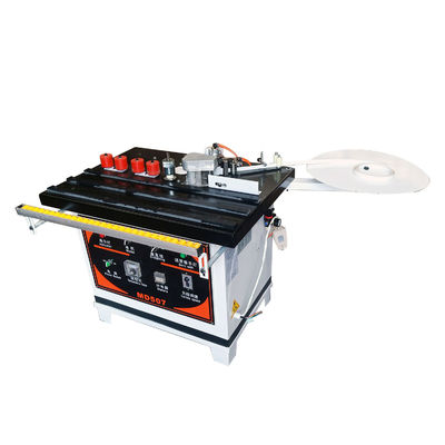 PVC-Kantenbandmaschine zur Möbelherstellung 2 kW Leistung und 1600 W Heizleistung