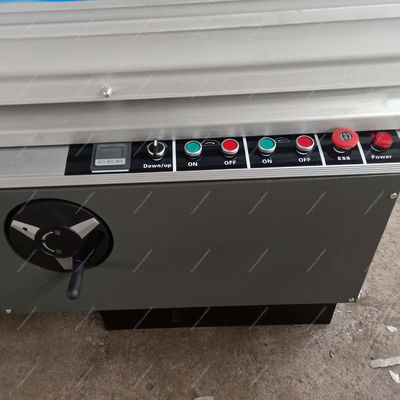 Elektrische Aufzugssäge für 3200 mm Max. Werkstücklänge und 120 mm Scoring Saw Blade