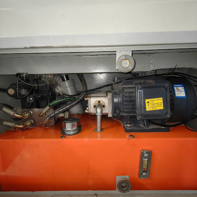 Maschine zum Schneiden von Panels Max. Schneidlänge 3180mm MJB318 Hydraulische Furnier-Clipper