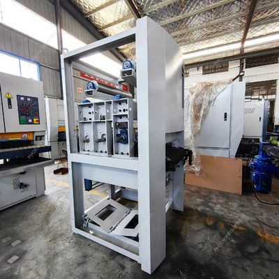 R-RP630 vollautomatische Schleifmaschine für Massivholzplatten in der Holzindustrie