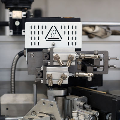 Customized End Soft Forming Edge Bander Versiegelung Rand Banding Maschine mit 380V Spannung