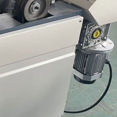 Vollautomatische Holzschleifbürste mit maximaler Verarbeitungsbreite von 1000 mm
