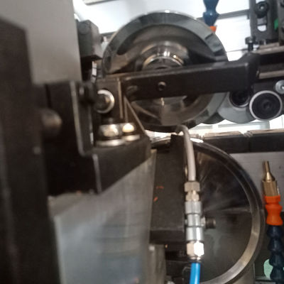 60 mm Min Werkstückbreite Holzbearbeitung Randbandmaschine für die Sperrholzproduktion