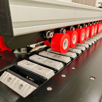 PD02 Vollautomatische Klebe-Kantenmaschine für Sperrholz aus PVC Gesamtleistung 4kw
