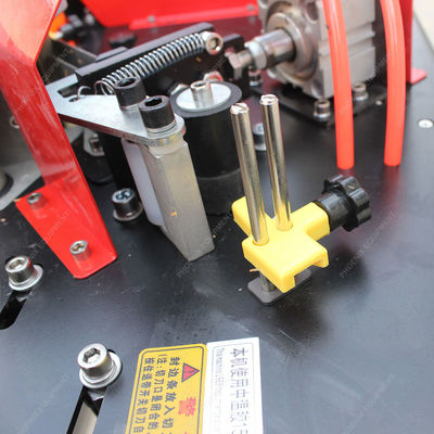 Kleine 4000 ml heiß geschmolzene Klebstoff Topf Rand Bender für automatische Rand Banding in der Tischlererei