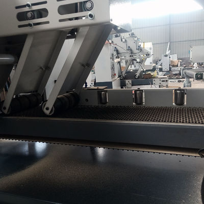 MJ400 Schwerlast automatische horizontale Bandsäge für Holzschneiden Gewicht 2500 KG