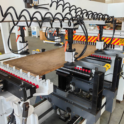 Vertikalmaschinenöffnungen Entfernung 140-2550mm Luftdruck 0,6-0,8MPa Mehrfachbohrmaschine