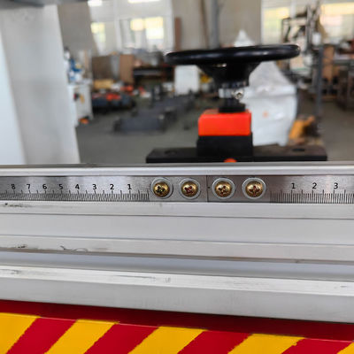 Vertikalmaschinenöffnungen Entfernung 140-2550mm Luftdruck 0,6-0,8MPa Mehrfachbohrmaschine