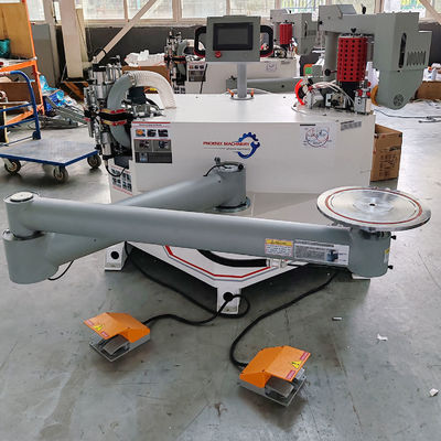 Eckschneidungsfunktion KN-700-3 vollautomatisch durch die Vortriebskante Bandmaschine
