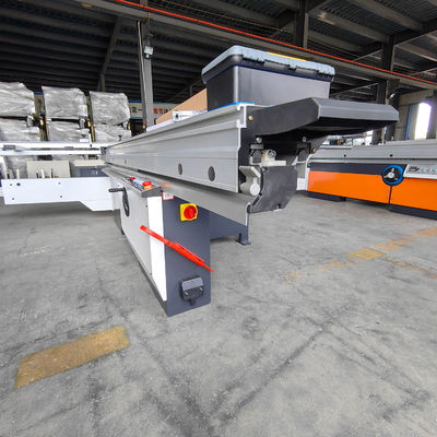 Halbautomatische 3200mm-Panelsäge MJ6132 Schiebetisch Präzisionsholzschneidemaschine