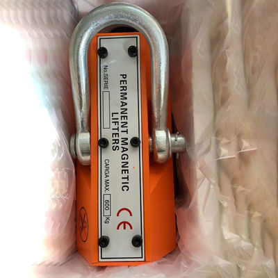 Edelstahl-Baffeln installierte magnetische Hebegeräte des Typs V für Metallteile