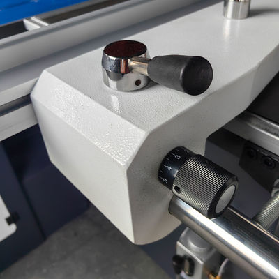 Automatische horizontale Holzschneidemaschine mit mehrfunktionalem Schiebetisch