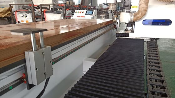 Weiterentwickelte CNC-Türschloss-Lochbohrmaschine mit 750 Watt Servomotor x3