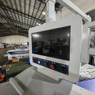 PM612B Holz-basierte Platten Maschinen CNC Sechsseitige Holzbohrmaschine für Schränke Türen