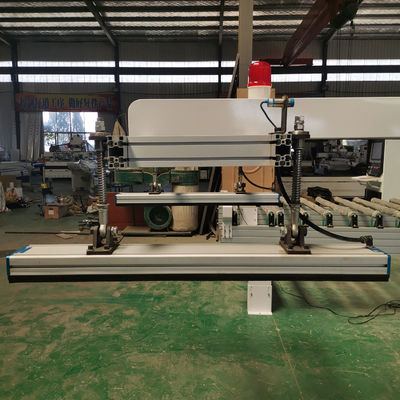 Voll automatischer CNC-Roboterarm Die perfekte Kombination aus Technologie und Holzbearbeitung