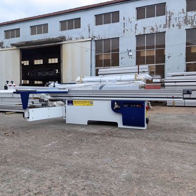 5.5 KW Hauptmotorleistung Schiebetischsäge Maschine für Max. Länge des Werkstücks 3200mm