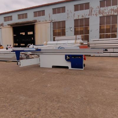 5.5 KW Hauptmotorleistung Schiebetischsäge Maschine für Max. Länge des Werkstücks 3200mm
