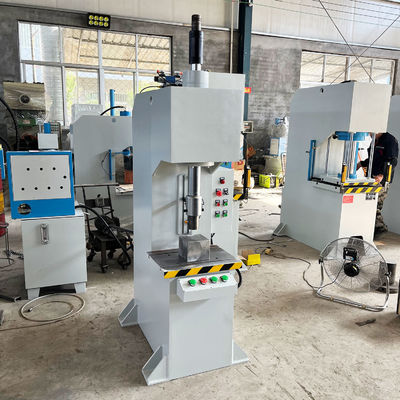 Startseite Anwendungen Y41-30T CNC-Präzisions-Kleine vertikale Hydraulikpresse mit 4 kW Leistung
