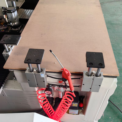 Holztürlochbohrmaschine Vollautomatische CNC-Schließmaschine