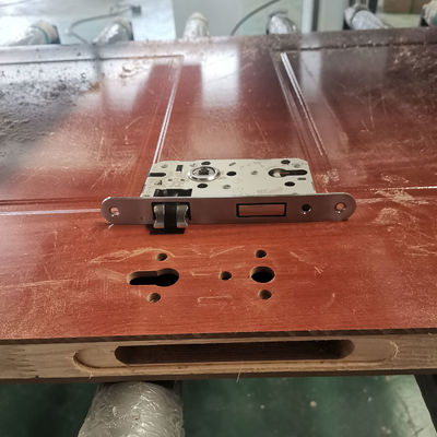 Vollautomatische CNC-Schleiffräsenmaschine für Scharnieröffnungsarbeitsstück Breite 600-1200 mm