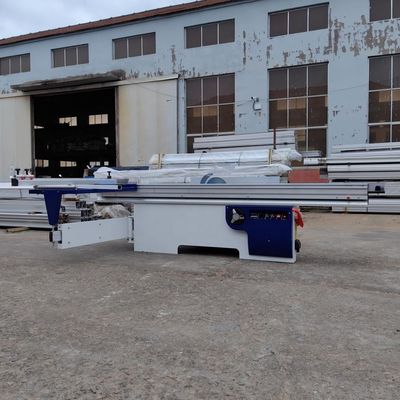 Holzbasierte Platten Maschinenplattensäge MJ6132 mit automatischem Schieben und Computersteuerung