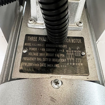 Vertikalbohrende Scharniermaschine für Möbelstücke in Maschinenreparaturwerkstätten