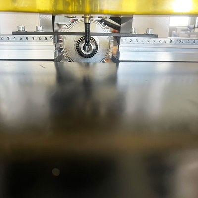 CNC-Holzbearbeitung Möbel Scharnier Schlagschrank Seitenschlag vertikal und horizontal Bohren