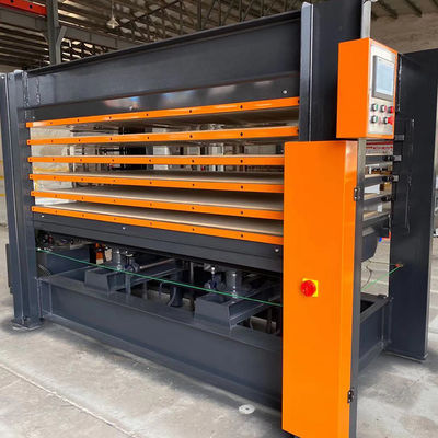 Holz geformte Tür Laminat Holz Heißpresse Maschine mit hoher Produktivität und gut