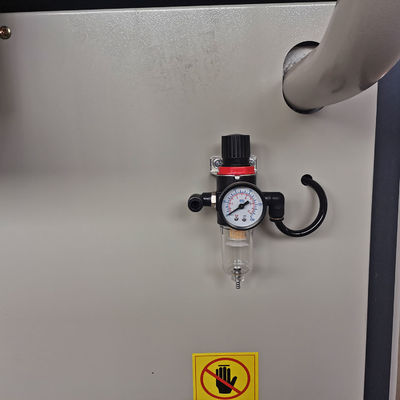 Automatische Poliermaschine für Holzplatten und Türen