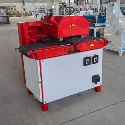 Holzverarbeitung mit PDPJ300 Massivholzplatten-Multi-Blade Saw und 10-Zoll-Saw-Blade