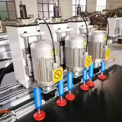 1.5kw*3 Aluminium Profil Scharnier und Mini-Bohrmaschine für mehrsachsige Tiefenbohrungen