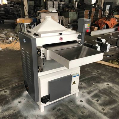 MB206E Holzspirale Schneidkopfmaschine für Planungsbretter Oberflächenautomatischer Flächenplaner