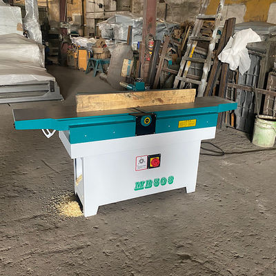 1800x650x1000mm Holzplaner für professionelle Holzbearbeitung und Präzisionsschnitzerei