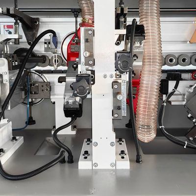 CNC-Bandmaschinen für die Holzbearbeitung