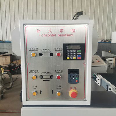 21.12kw Massivholzplatte Horizontale Bandsägemaschine zum Schneiden von Holz in Möbeln