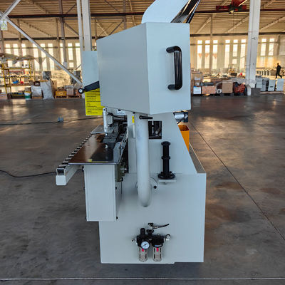 Großformatige vollautomatische Randbandmaschine PM50A 6 Funktionen 860 kg Gewicht