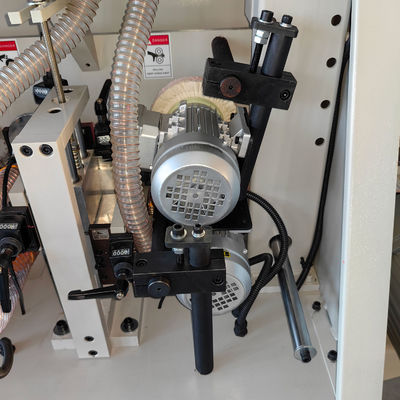 Großformatige vollautomatische Randbandmaschine PM50A 6 Funktionen 860 kg Gewicht