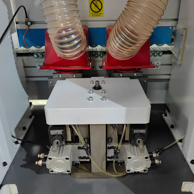 15 m/min Panel-Zufuhrgeschwindigkeit Automatische Hochgeschwindigkeits-Kantenbandmaschine für Schichtplatten