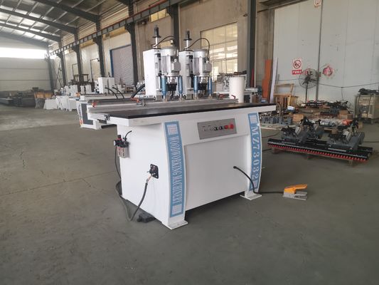 Max.Bohrtiefe 60 mm Scharnierwerkstatt Scharnierbohrmaschinen 1700X600X1550mm