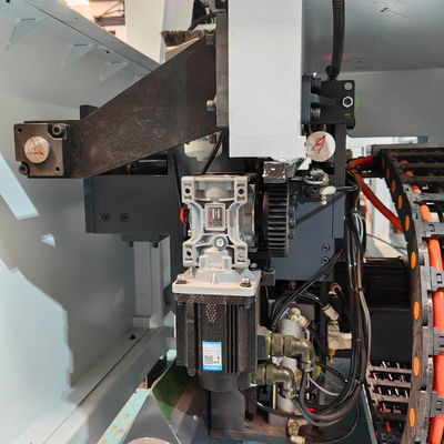 6300x7500x1900mm CNC-Holzschneidemaschine für Möbelschränke zur Herstellung elektronischer Sägen
