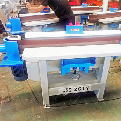 1200 mm Arbeitsbreite Multifunktionsmaschine zum Schleifen von Massivholz mit variabler Geschwindigkeit