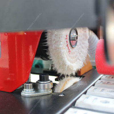 MDF-Medium-Desktop-Rechte Automatische Kleinkantenbandmaschine mit einfacher Bedienung