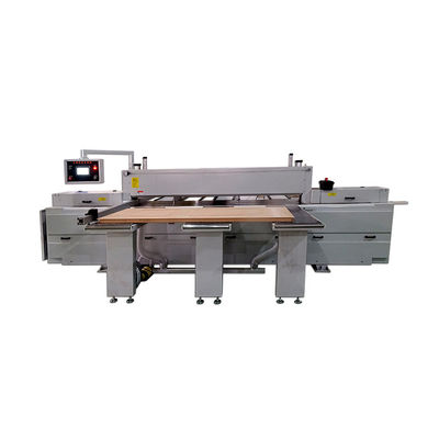 Holzbearbeitungsausrüstung Automatische Eisensäge CNC mit 5200mm*3900mm*1700mm Spezifikationen