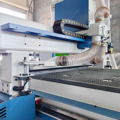 PK1325 Automatische Schreibtischmaschine für Holzschnitzerei, Lasergravierung, CNC-Fräserei, Bohrmaschine