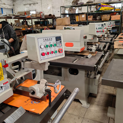 Werbeunternehmen profitieren von einer 50,8mm-Sägenblatt-Rechteckmaschine