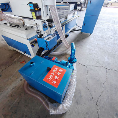 PK1325 Maschine zur Herstellung von CNC-Möbeln für Holzschnitzerei und Schrankschnitt