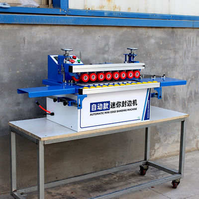 Hochproduktive tragbare Randbandmaschine mit automatischem Kleben und Trimming Puffing
