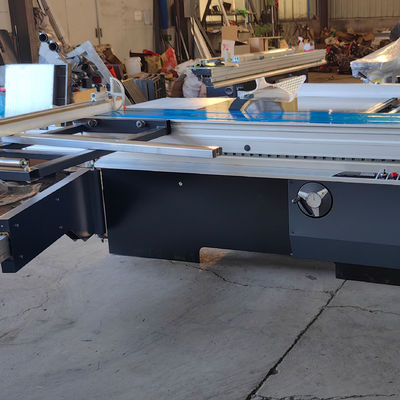 Holzbearbeitung Schiebetisch Säge Max Schneidbreite 1300mm Max. Länge des Werkstücks 3200mm